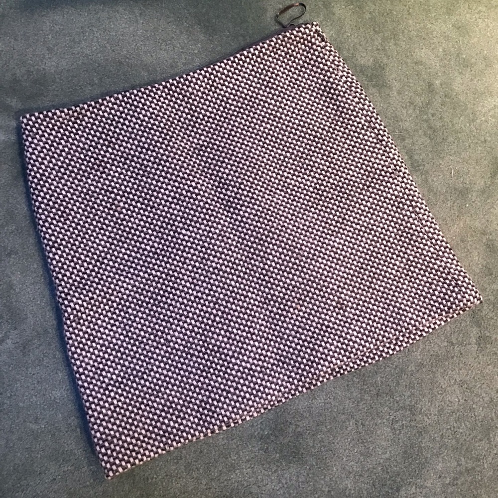 LAST CHANCE - J CREW wool mini skirt